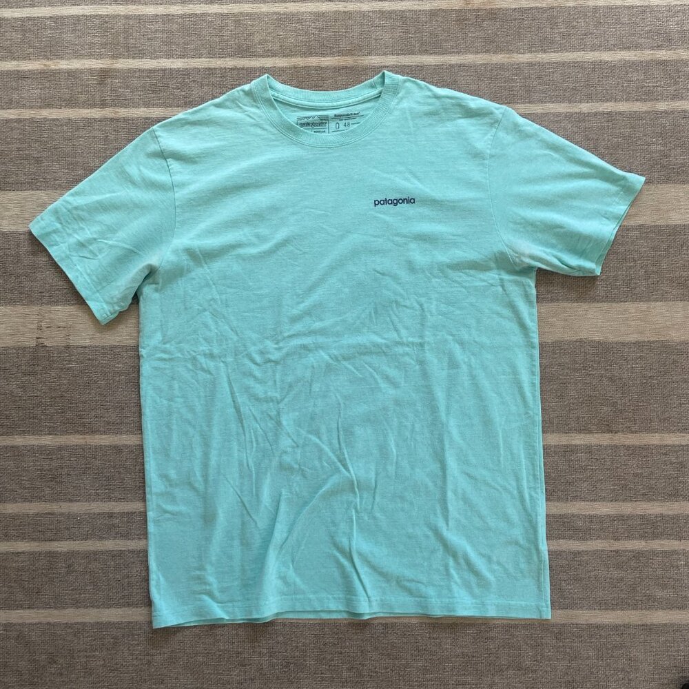 Patagonia Men's Responsibili-Tee XL Light Blue Logo Short Sleeve